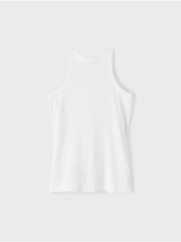 name it Basic Top in bright white