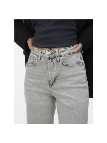 Vero Moda Jeans in Light Grey Denim