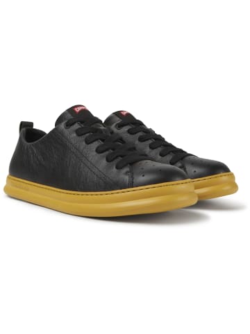 Camper Sneaker " Runner Four " in Schwarz