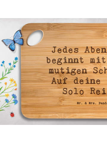 Mr. & Mrs. Panda Schneidebrett Spruch Alleine Reisen Unternehmen... in Braun