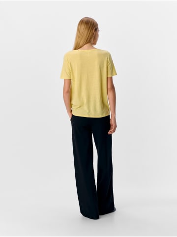 Object T-Shirt in Daffodil