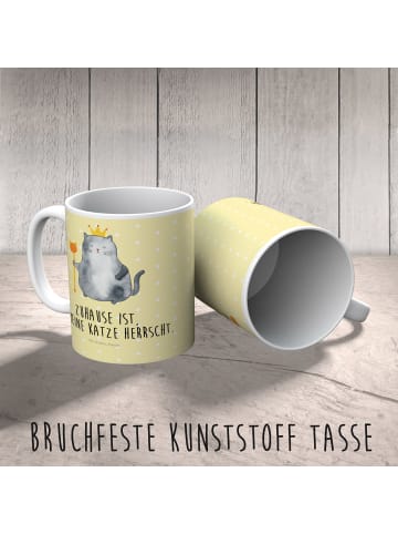 Mr. & Mrs. Panda Camping Tasse Katze König mit Spruch in Gelb Pastell