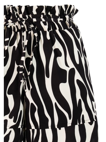 Protest " PRTBrady in Canvasoffwhite