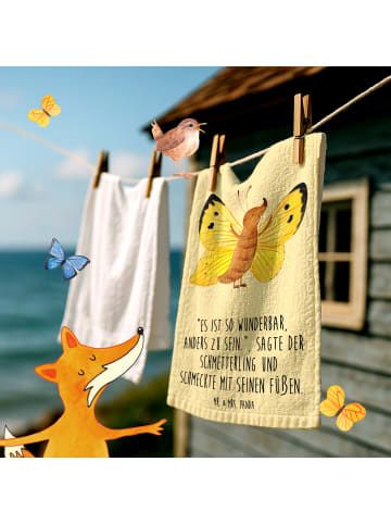 Mr. & Mrs. Panda Handtuch Schmetterling Zitronenfalter mit Spruch in Gelb Pastell