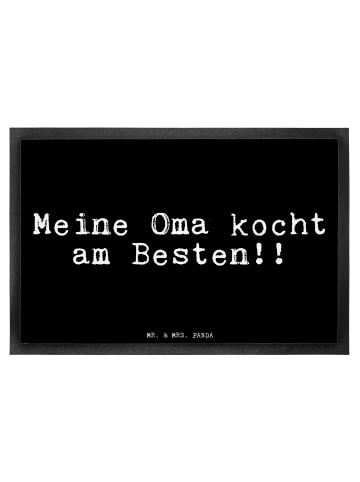 Mr. & Mrs. Panda Fußmatte Meine Oma kocht am... mit Spruch in Schwarz