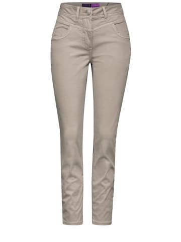 Cecil Hose in cozy greige