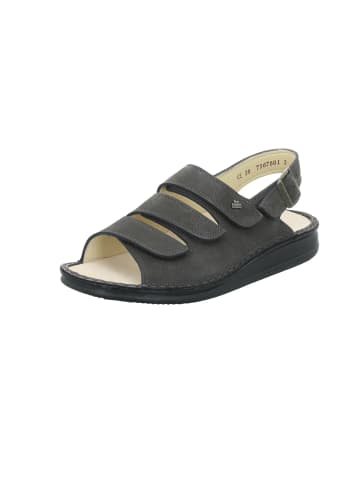 Finn Comfort Sandale in grau