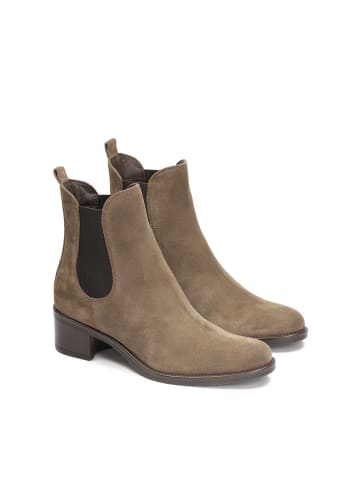 Kazar Boots in Taupe