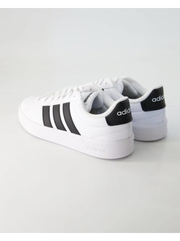 adidas Fitnessschuhe in Weiß