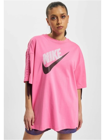 Nike Nike T-Shirts in pinksicle