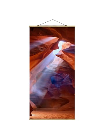 WALLART Stoffbild mit Posterleisten - Lichtspiel im Antelope Canyon in Orange