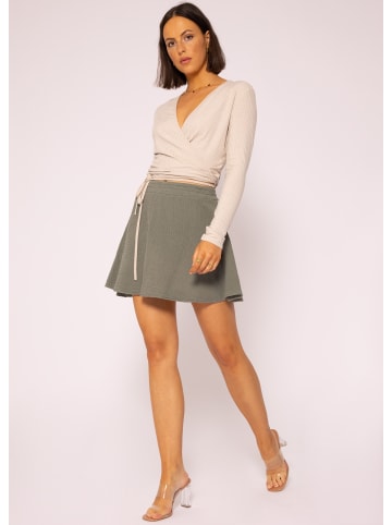 SASSYCLASSY Musselin Rock-Shorts in Khaki