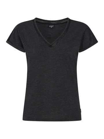 Protest " PRTMONDAYS in True Black