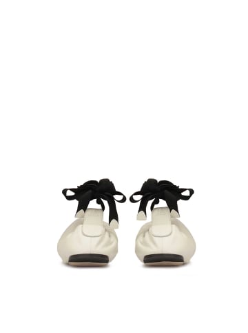 Kazar Studio Ballerinas in Off-white