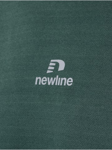 Newline T-Shirt L/S Nwlbeat Poly Ls Tee in DARKEST SPRUCE