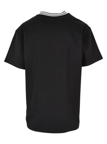 Urban Classics T-Shirts in black