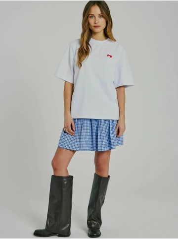Norr T-shirt Sanda in White w. red print