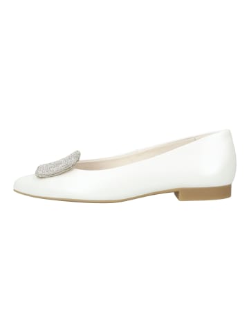 Paul Green Ballerinas in Ivory