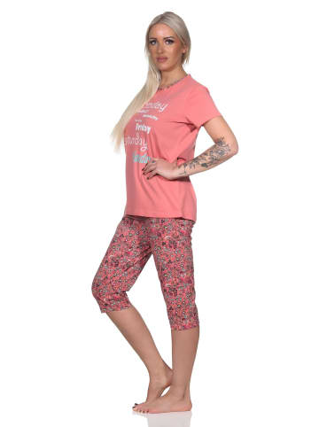 NORMANN Damen Capri Pyjama mit Allover-Muster und Frontprint in apricot