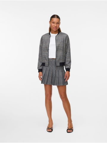 Vero Moda Rock mit Shorts in Black