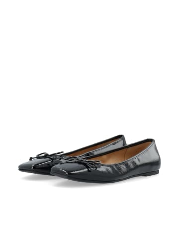 Bianco Ballerinas in BlackPatent