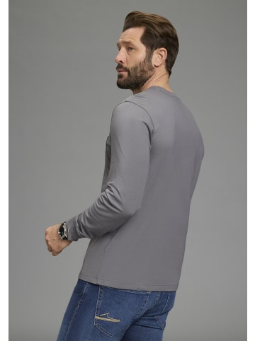 Man's World Langarmshirt in grau