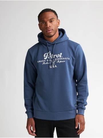 Petrol Industries Artwork Hoodie Yankton in Blau