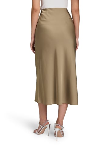 Vera Mont Satinrock wadenlang in Turf