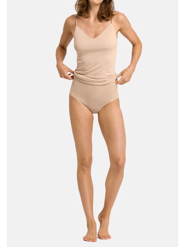 Hanro Spaghetti Top Cotton Seamless in Skin