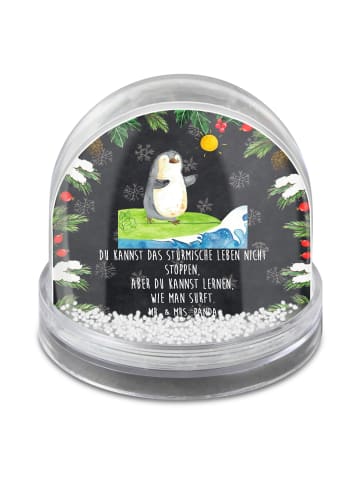 Mr. & Mrs. Panda Weihnachts Schneekugel Pinguin Surfer mit Spruch in Kreidetafel