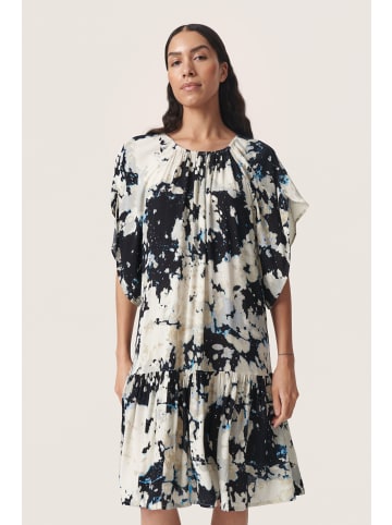 Soaked in Luxury Kleid SLZaya Feminine Form in Black Cloud Print