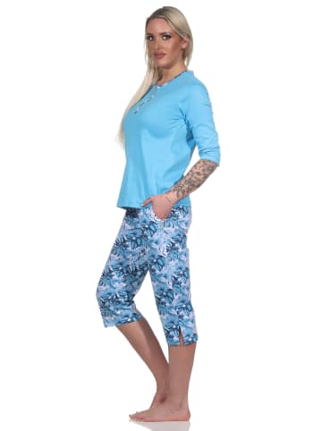 NORMANN Kurzarm Pyjama Caprihose floralem print in blau