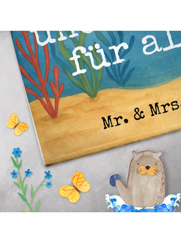 Mr. & Mrs. Panda Gästehandtuch Orca Zylinder Design mit Spruch in Weiß