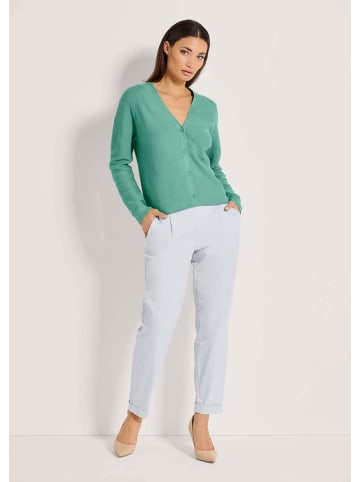 MADELEINE Strickjacke mit V-Ausschnitt in pfefferminz