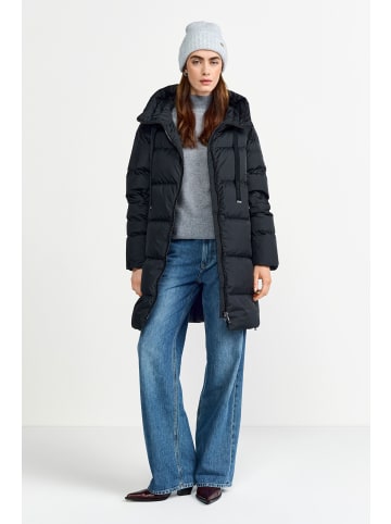 Rich & Royal Mantel in schwarz