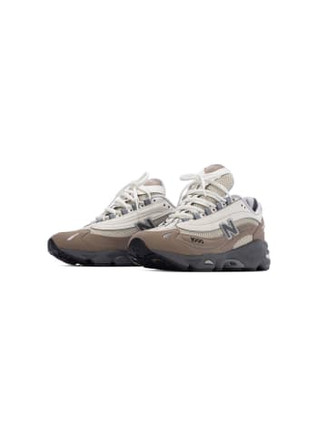 New Balance Sneackers 1000 in Beige