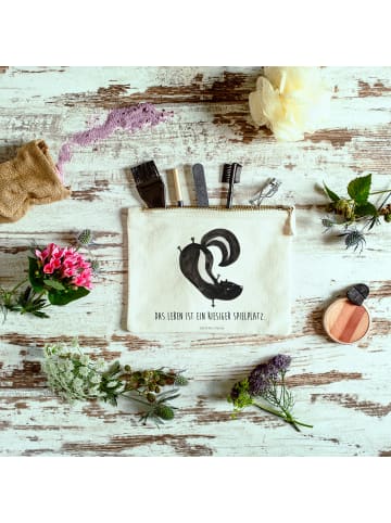 Mr. & Mrs. Panda Pouch Stinktier Handstand mit Spruch in Weiß