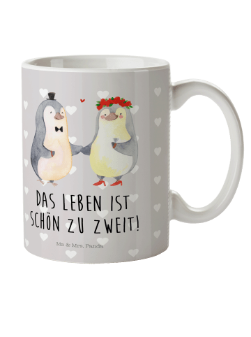 Mr. & Mrs. Panda Kindertasse Pinguin Heirat mit Spruch in Grau Pastell