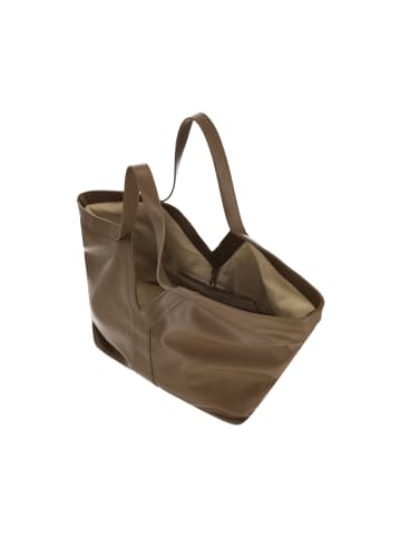 Usha Women Handbag in Brown