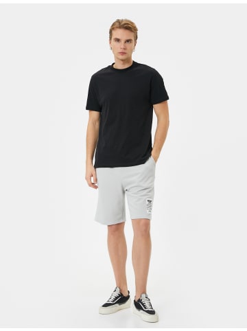 KOTON Shorts in Grau