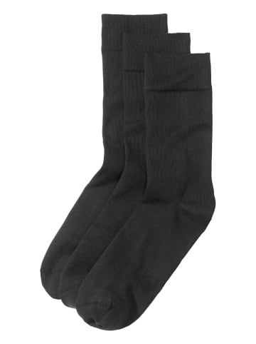 Hessnatur Socke in schwarz