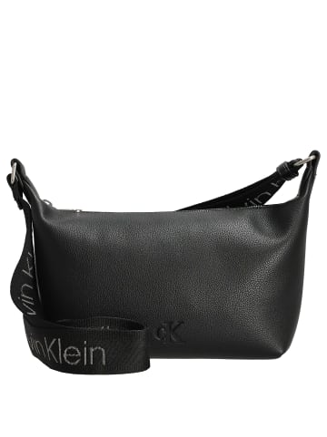 Calvin Klein Ultralight - Umhängetasche 21 cm (schwarz) in schwarz