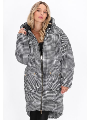 faina Coat in black white