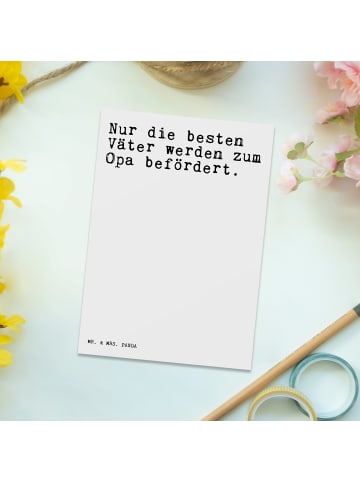 Mr. & Mrs. Panda Postkarte Nur die besten Väter... mit Spruch in Weiß