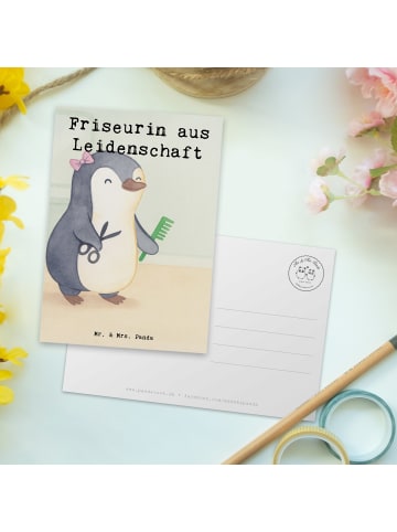 Mr. & Mrs. Panda Postkarte Friseurin Leidenschaft Design mit Spruch in Weiß
