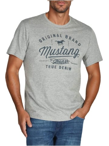Mustang T-Shirt Basic Print Tee in Grau