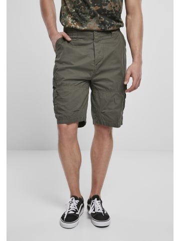 Brandit Shorts in olive