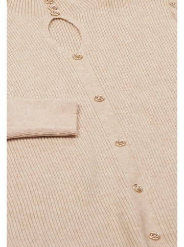 faina Women Sweater in Beige