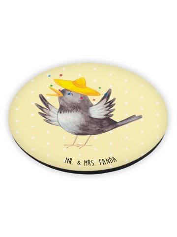 Mr. & Mrs. Panda magnet Rabe Sombrero ohne Spruch in Gelb Pastell