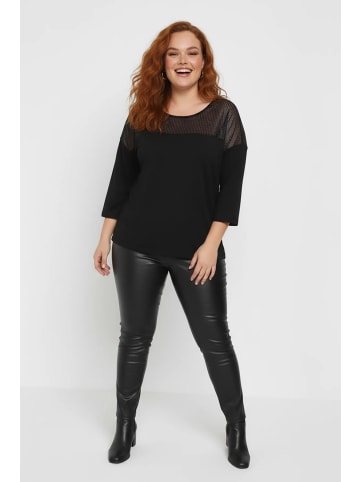 Shape Of You Blouse in Schwarz